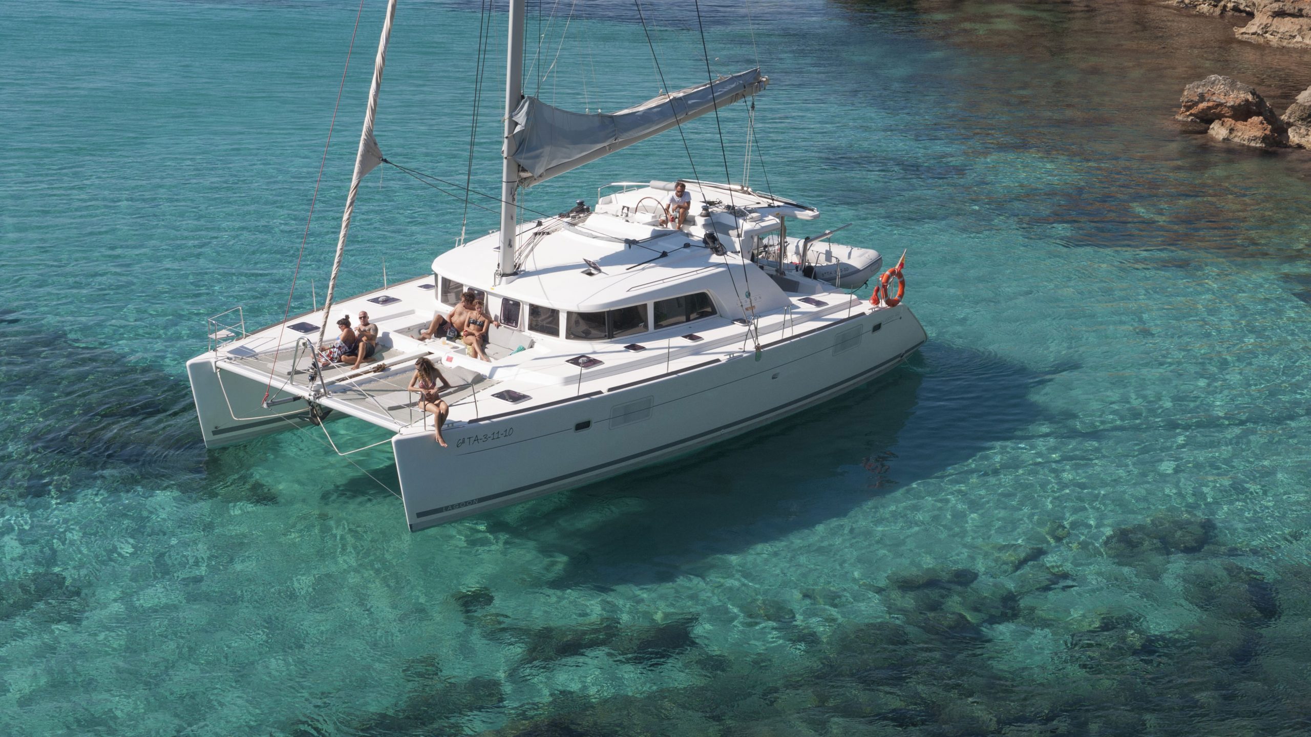 catamaran hire spain