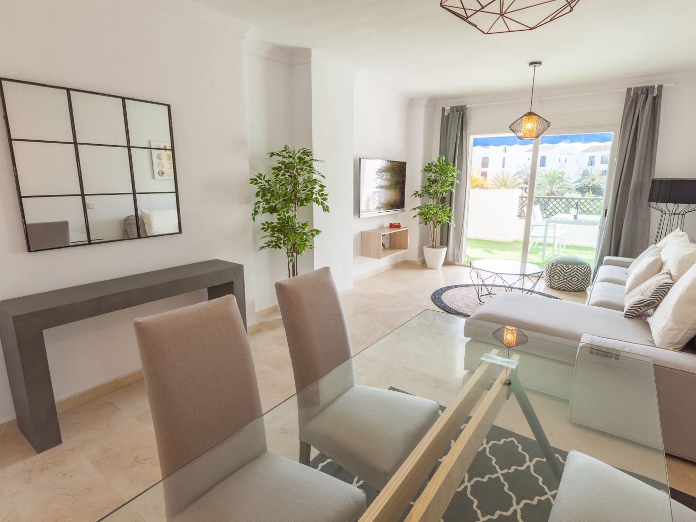 Terazzas De Banus III (2 Bedrooms)