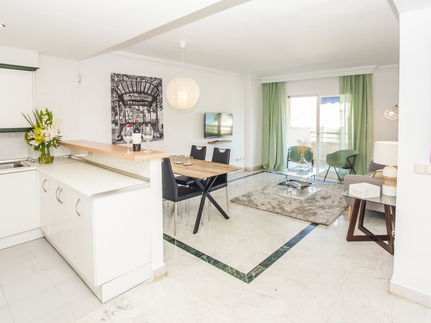 Central Puerto Banus Apartment IV (2 Bedrooms)