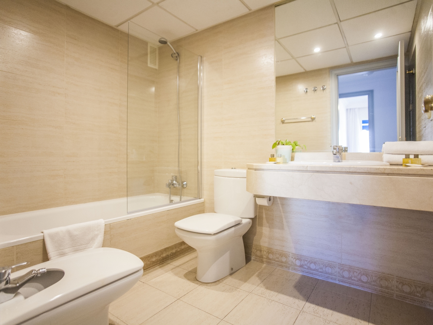Central Puerto Banus Apartment IV (2 Bedrooms)