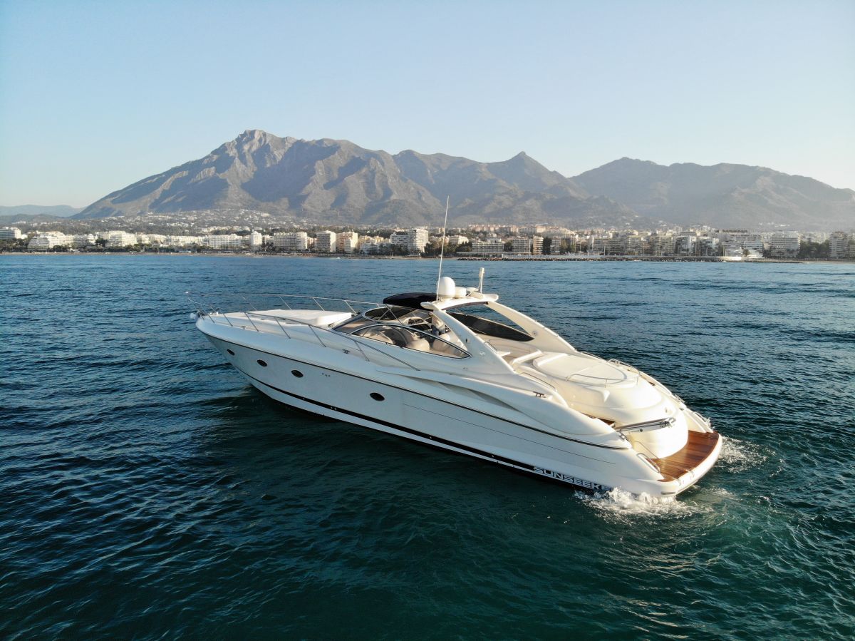 Sunseeker Luxury Yacht