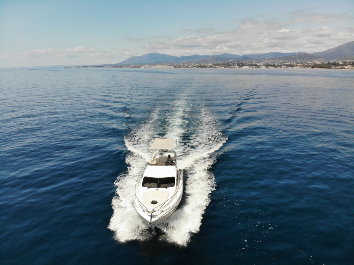 MM Luxury Yacht Hire