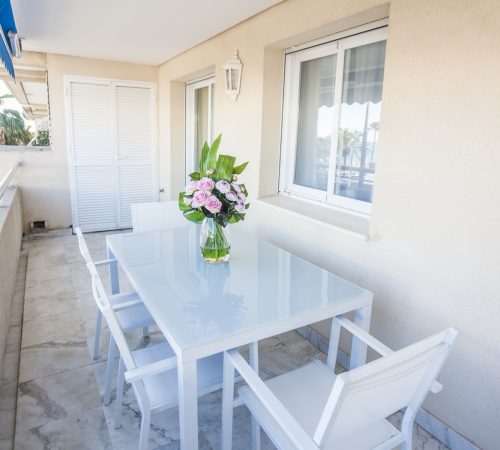 Central Puerto Banus Apartment IV (2 Bedrooms)