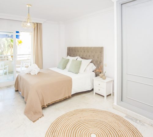 Central Puerto Banus Apartment IV (2 Bedrooms)